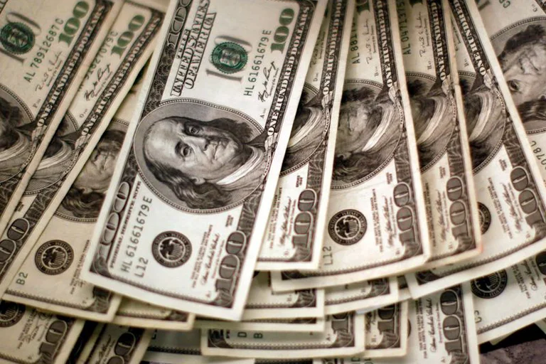 Después de las nuevas restricciones el BCRA compró USD 580 millones, la cifra más alta en un día desde 2016