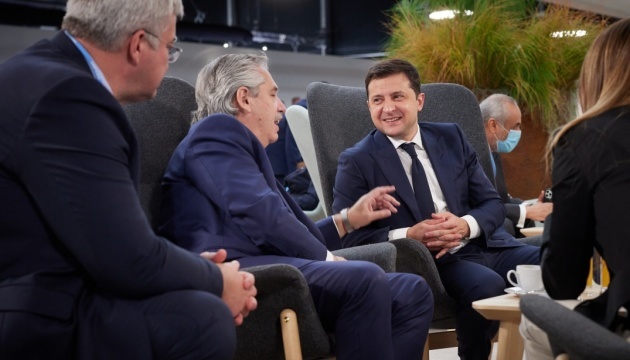 Alberto Fernández habló con Volodimir Zelensky, que le agradeció la ayuda humanitaria