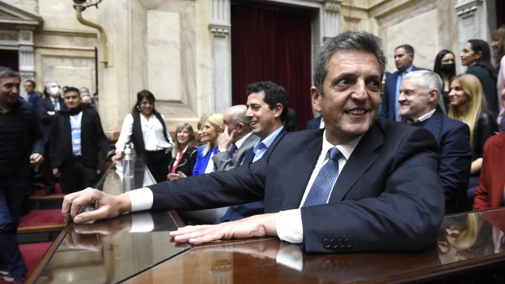 Las primeras medidas de Massa: foco en orden fiscal, fortalecimiento de las reservas e incentivos para las “fábricas de dólares”