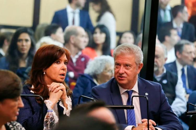 “El plan limpiar todo no existe”, aseguró el abogado de Cristina Kirchner en la segunda jornada de alegatos