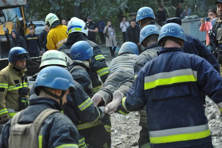 Rusia atacó objetivos civiles en Zaporizhzhia dos veces en 24 horas mientras continúa la contraofensiva ucraniana