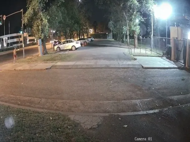 Balearon un canal de TV en Rosario: «Vamos a matar a un policía todos los días»