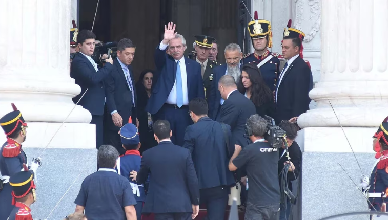 El kirchnerismo busca emplazar a Alberto Fernández y en la Casa Rosada hablan de mayo como fecha límite para definir candidaturas