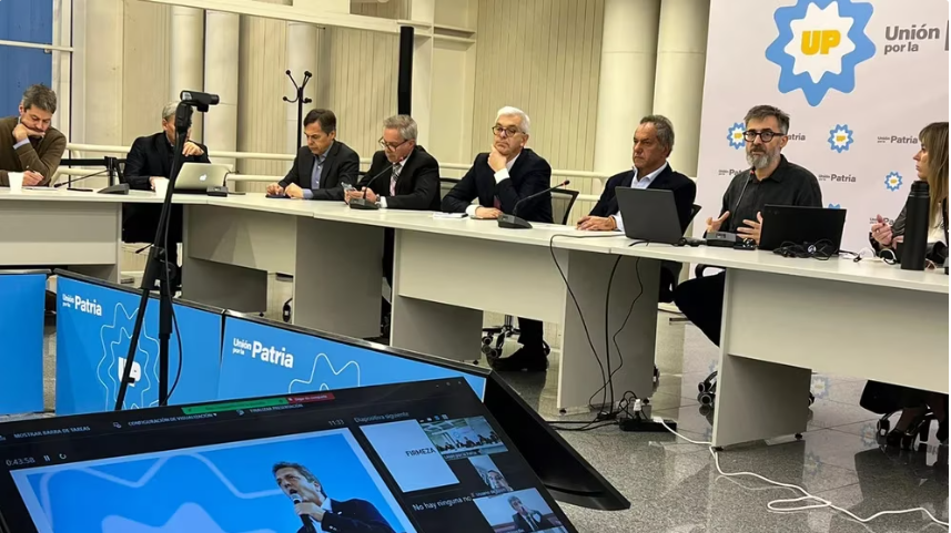 Sin Alberto Fernández ni Sergio Massa, el oficialismo tuvo una reunión de campaña: los ejes para el tramo final antes de las PASO