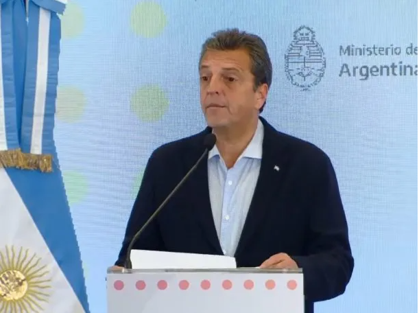 Sergio Massa anunció medidas para profesionales, monotributistas, autónomos y Pymes