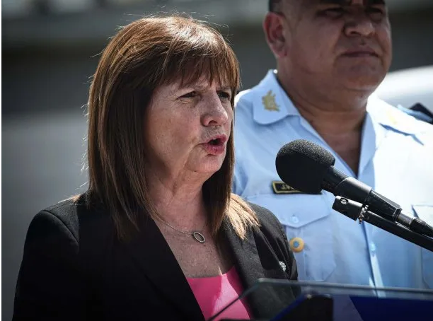 Patricia Bullrich minimizó la represión en el Congreso
