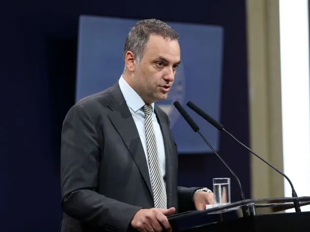 Manuel Adorni volvió a negar una interna entre Javier Milei y Victoria Villarruel