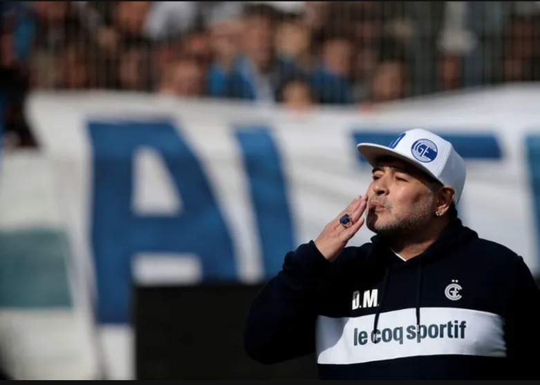 Giro en el caso Maradona: un informe establece que murió por una insuficiencia cardíaca aguda y no hubo agonía