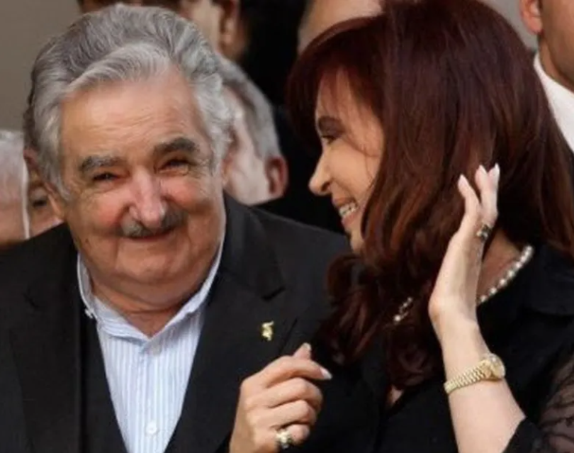 Cristina Kirchner le envió un emotivo mensaje a Pepe Mujica por su enfermedad