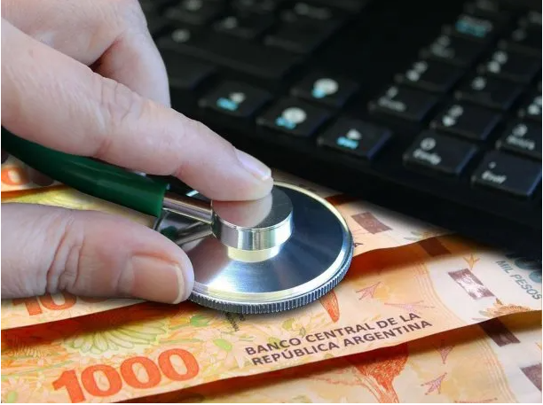 Más prepagas se suman a la lista de empresas que deberán devolver aumentos indebidos