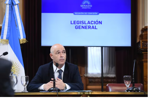 Senado: el oficialismo intentará dictaminar la semana próxima la Ley Bases y el paquete fiscal