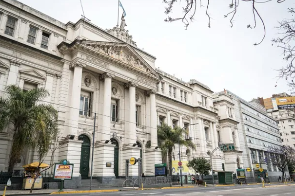 La Feria de Empleo 2025 de Económicas de la UBA ofrecerá más de 500 oportunidades laborales a estudiantes