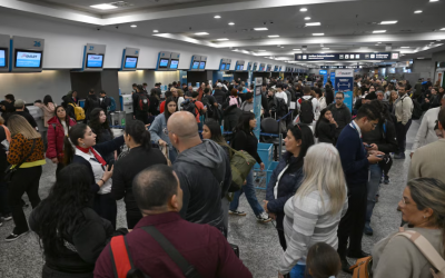 Empezó el paro de controladores aéreos: las empresas advierten que miles de pasajeros se verán afectados