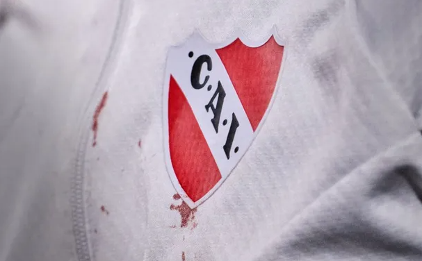 La reacción de Independiente ante el fallo adverso de la Conmebol: «Ganaron los violentos»