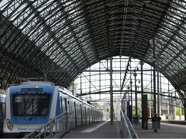 El Gobierno pidió la conciliación obligatoria para que se levante la medida de fuerza en trenes