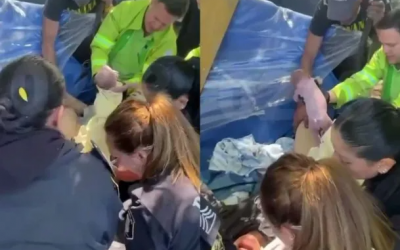 Conmoción en Mar del Plata: policías asistieron a una mujer a dar a luz en plena calle