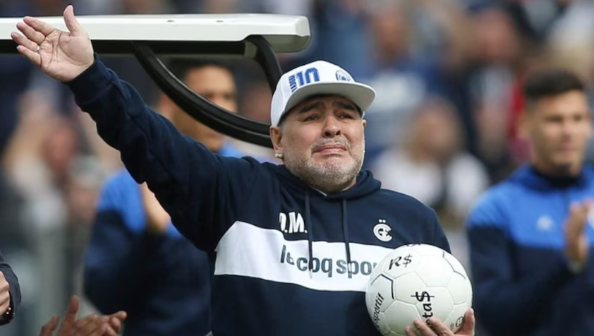 El nuevo juicio por la muerte de Maradona comenzará recién en marzo del año que viene