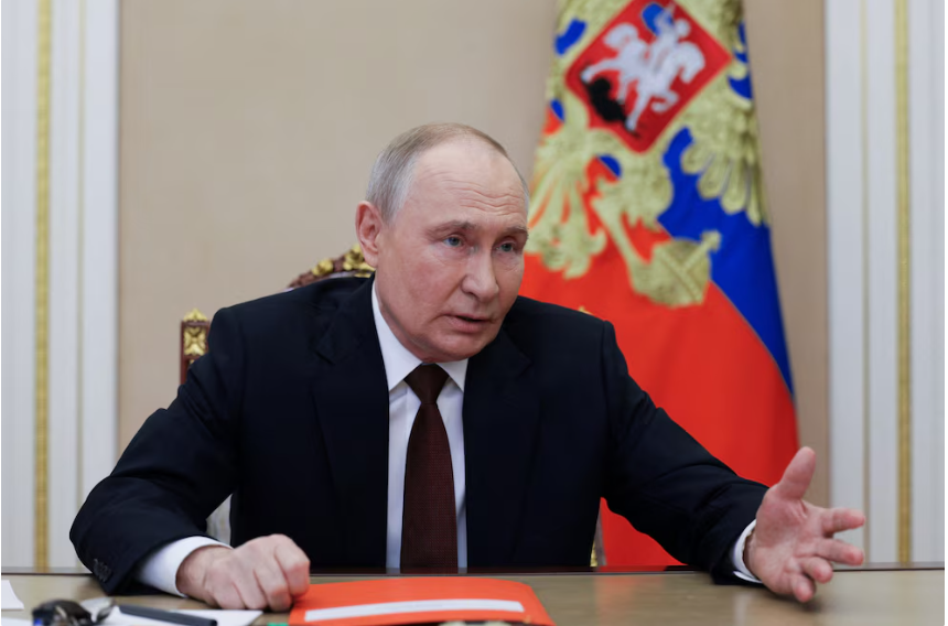 Vladimir Putin amenazó a Ucrania con conquistar más territorio si no acepta el plan de paz de Donald Trump
