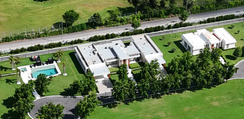 En medio de los allanamientos, apartaron al juez Rafecas de la causa que investiga a la mansión de Pilar atribuida al presidente de AFA