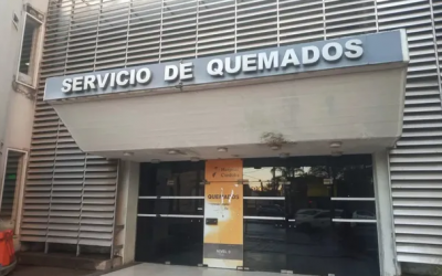 Un adolescente terminó con el 60% del cuerpo quemado luego de explotara su celular