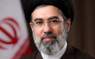 Cómo el nuevo líder supremo de Irán construyó un imperio inmobiliario global