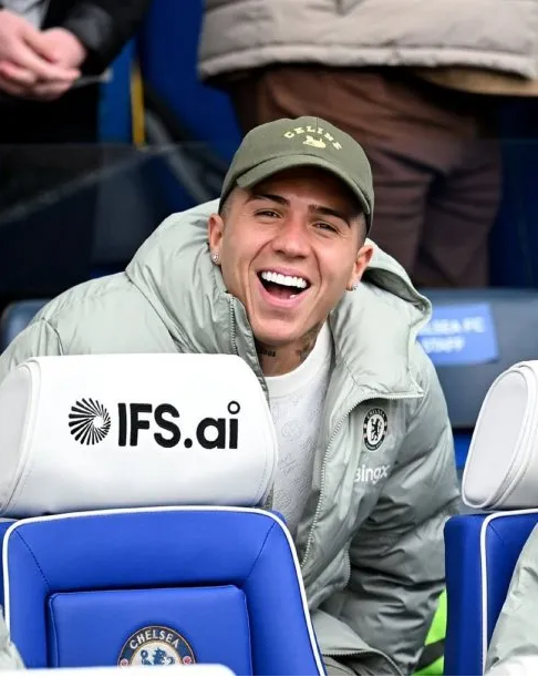 Enzo Fernández, presente en el Stamford Bridge pese a la sanción del Chelsea