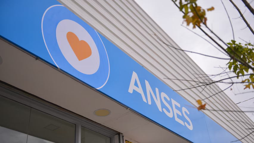 Pagos de ANSES en mayo 2026: aumentos por inflación, cronogramas escalonados y bonos extraordinarios para jubilados, AUH y pensiones