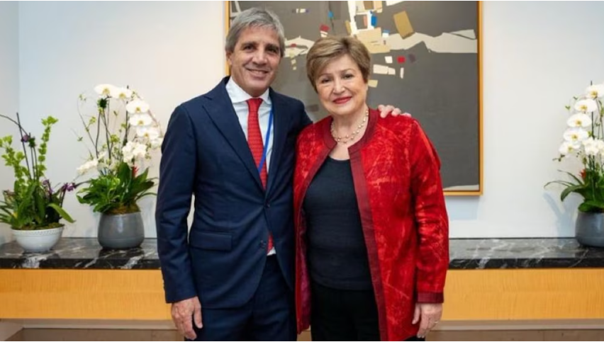El FMI mantuvo su proyección de crecimiento para la Argentina y anticipó cuándo la inflación podrá bajar a un dígito