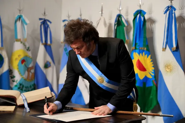 revelan cómo será la cadena nacional de Javier Milei