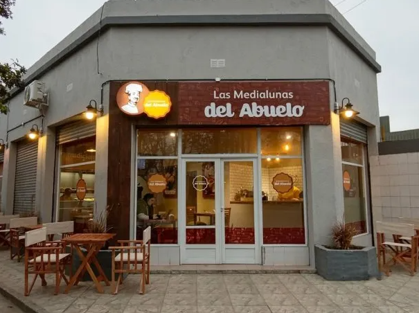 Cerró «Las medialunas del abuelo» después de 20 años de historia en el barrio por la crisis de consumo