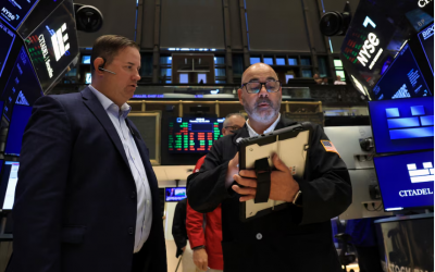 Jornada financiera: el riesgo país consolidó su baja y quebró el umbral de los 500 puntos