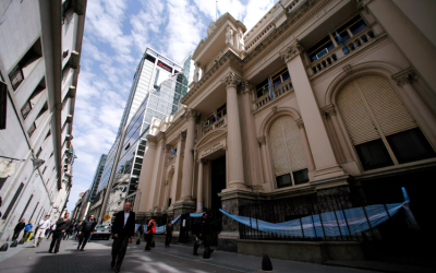 El Banco Central cerró su mejor semana de compra de dólares desde julio y acumula casi USD 1.000 millones en octubre