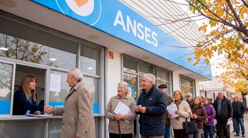 ANSES: quiénes cobran hoy, jueves 15 de octubre de 2026